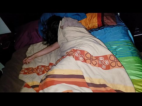❤️ सौतेला बेटा सोते समय अपनी युवा सौतेली माँ को डांटता है। सेक्स पोर्न पर hi.porno24-7.ru ️❤